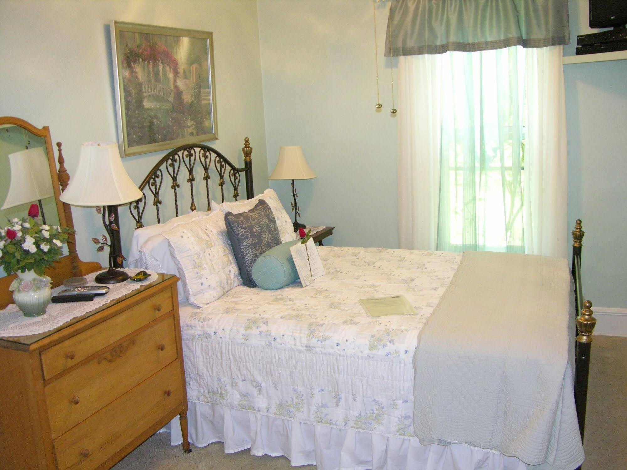 The Seymour House Bed & Breakfast Саут-Хейвен Экстерьер фото